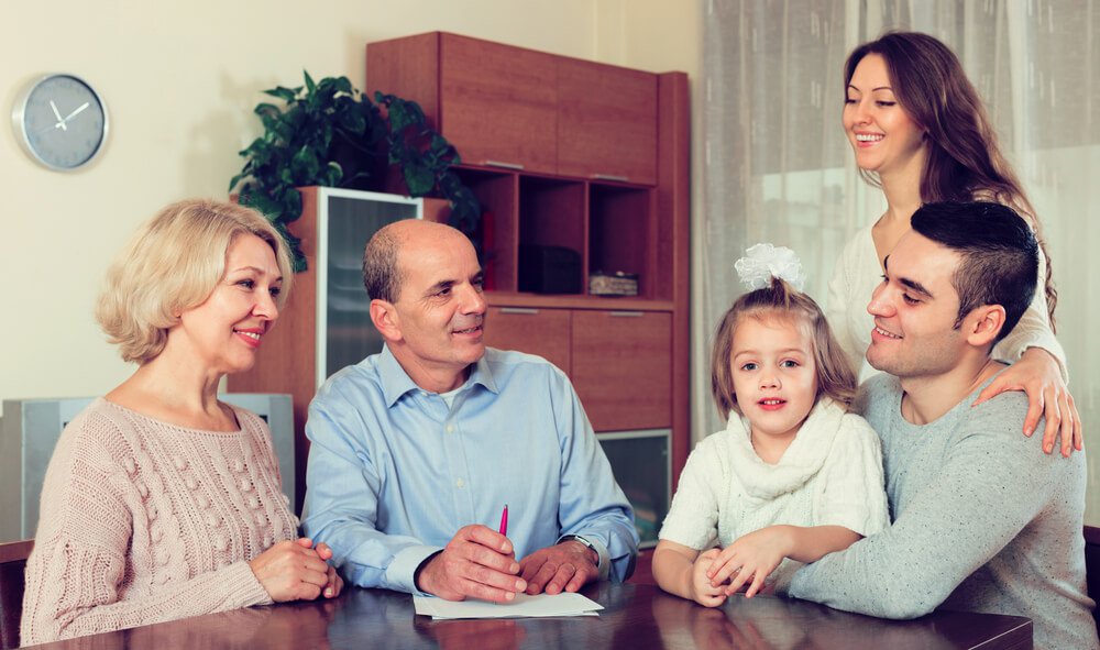 family signing for life insurance